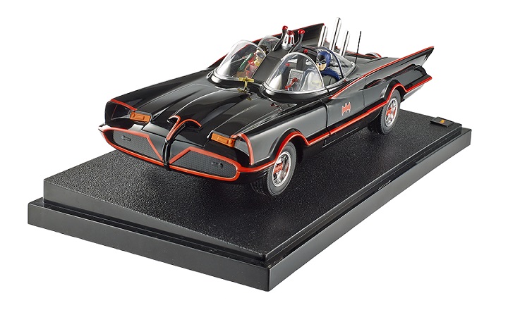 Hotwheels 1/18 Batmobile incl 2 Figures Black 1966
